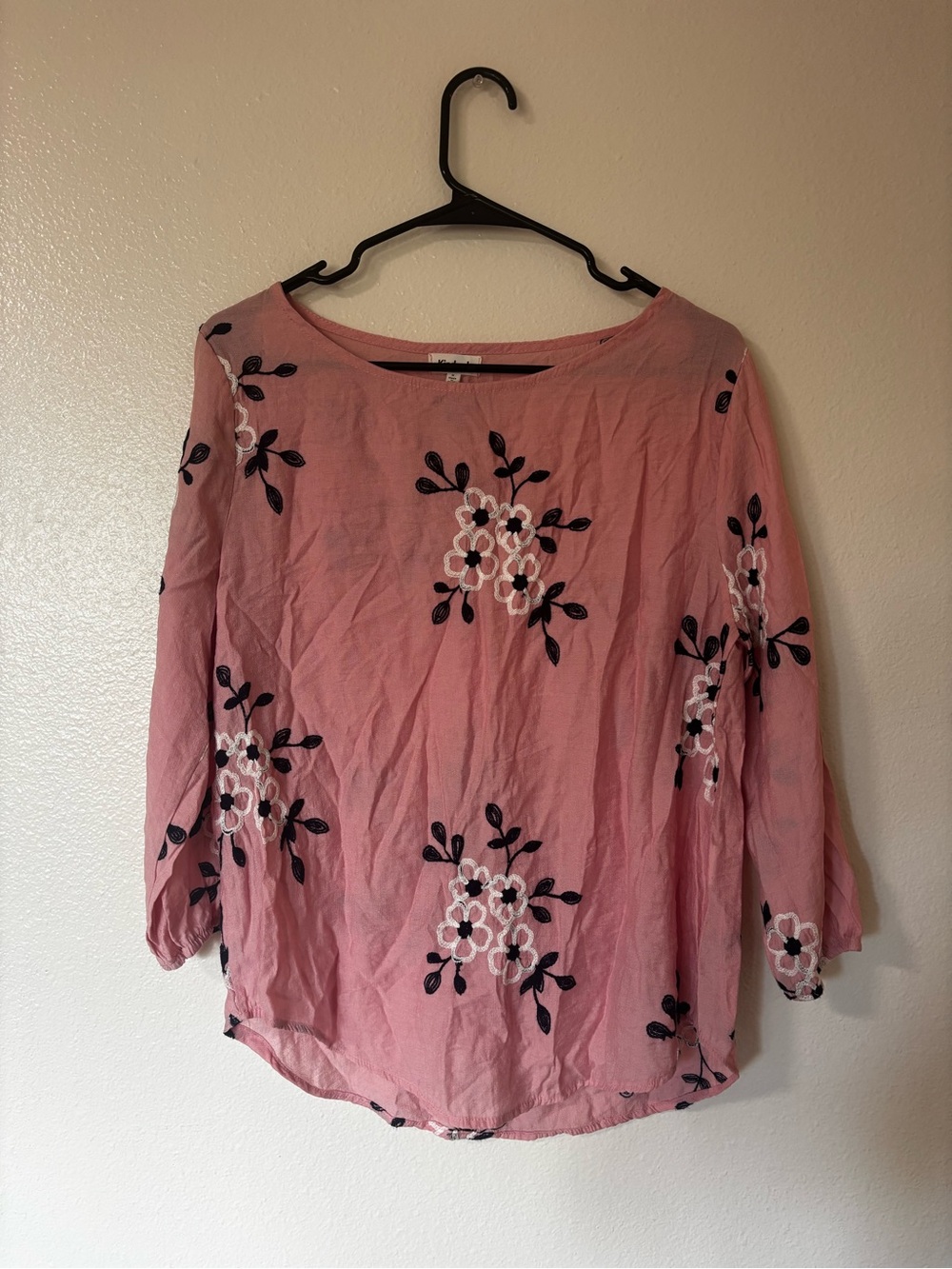 Kindred Women's Pink Floral Embroidered Blouse